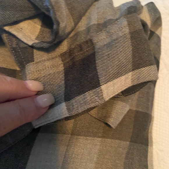 Geoffrey Beene Men's Black and Tan Checkered Shirt - Picture 5 of 12